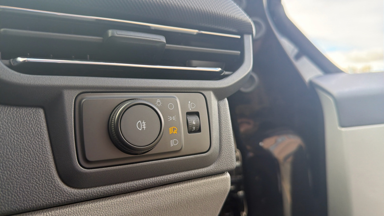 Ford Transit Custom 280 L1 Diesel Fwd 2.0 EcoBlue 136ps H1 Van Limited